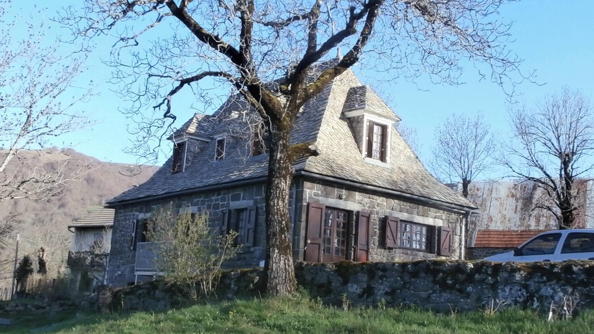 Lascelle House | Homerez - House in Auvergne Volcanoes Park