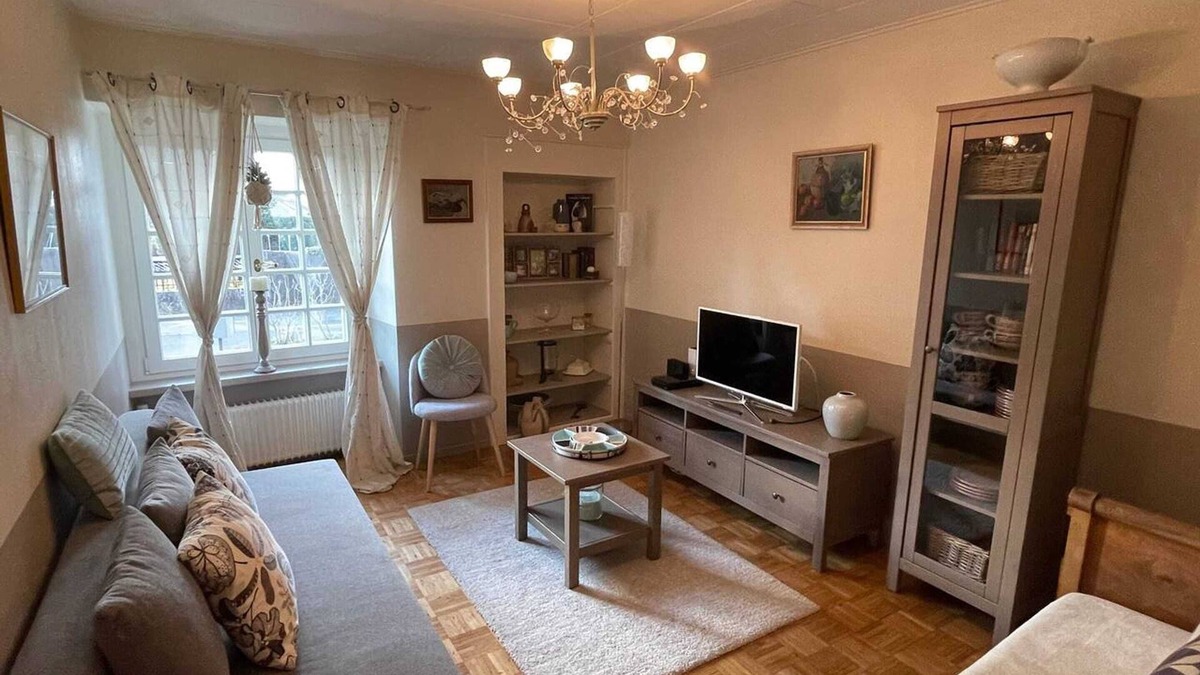 Chavornay House | Homerez - House in Chavornay, free parking