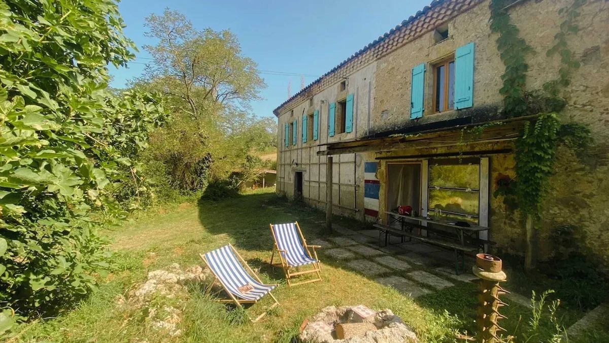 Sainte-Suzanne House | Homerez - House in Sainte-Suzanne