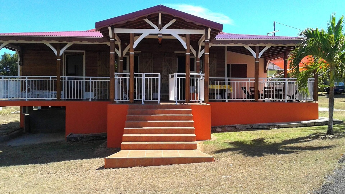 Massioux House | Homerez - House in Anse-Bertrand