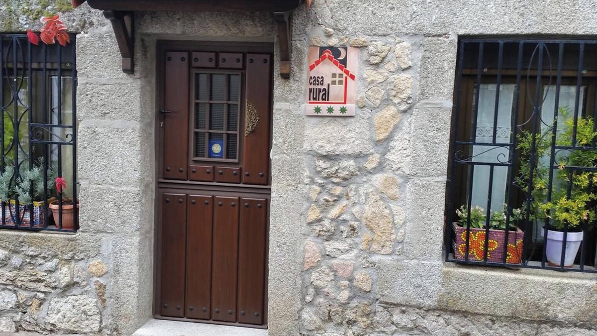 La Hoya House | Homerez - House in La Hoya mountain view