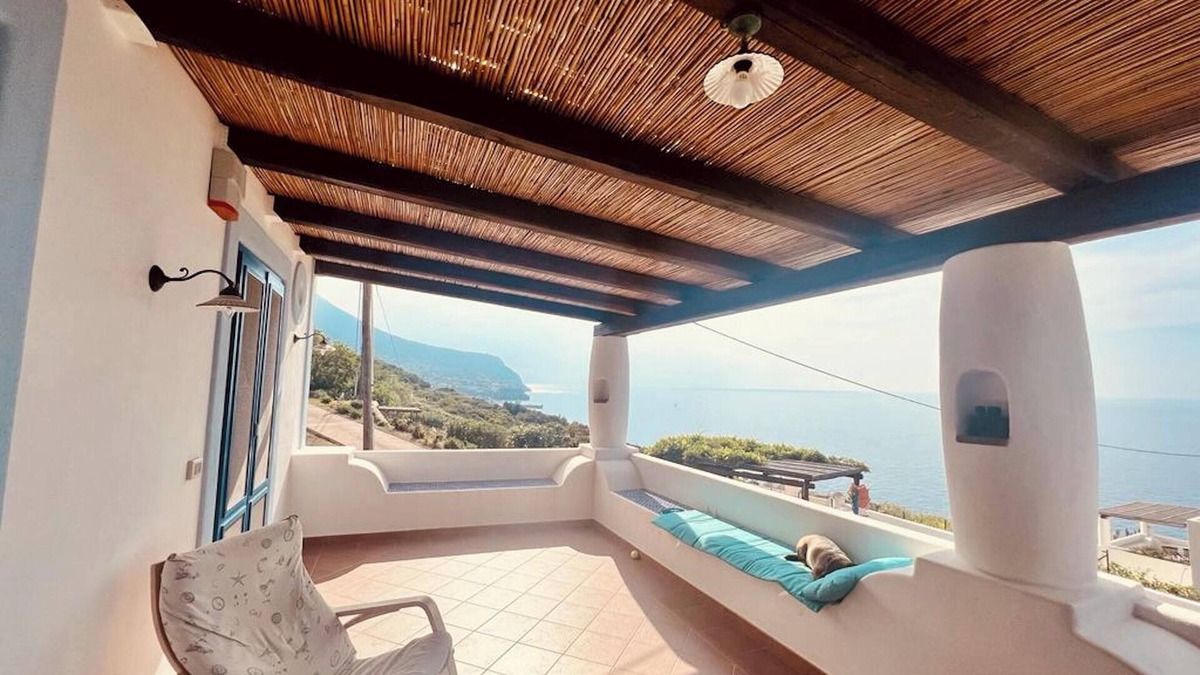 Malfa House | Homerez - House in Malfa, sea view.