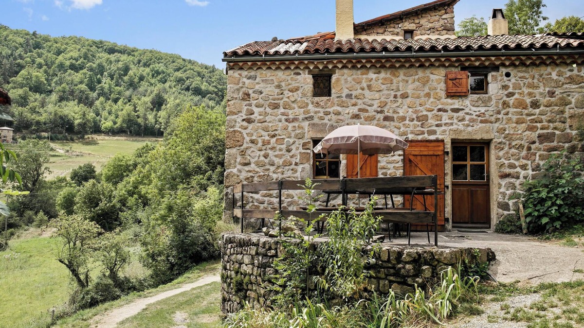 Saint-Basile House | Homerez - House in Saint-Basile