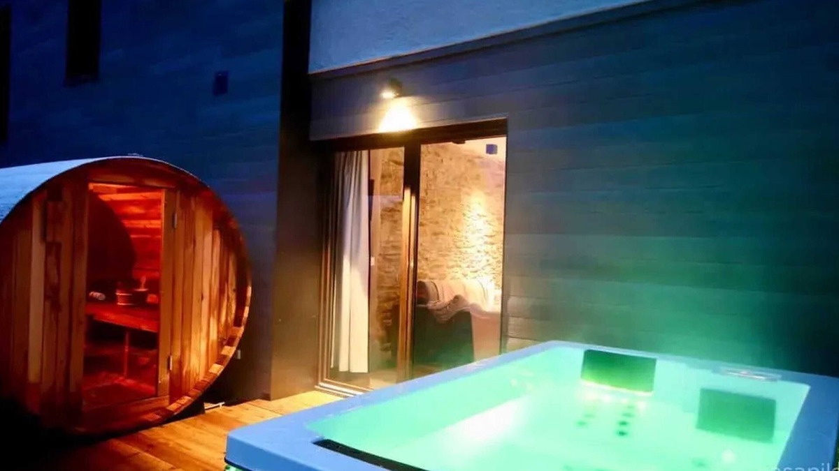 Gouvy House | Homerez - House with Jacuzzi in Gouvy/80 m²