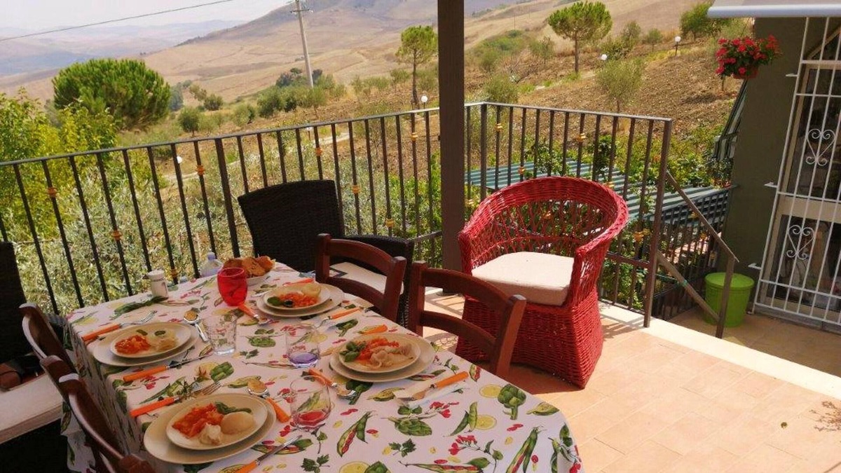 Lercara Friddi Apartment | Homerez - Nice appartement for 4 ppl. with terrace at Lercara Friddi