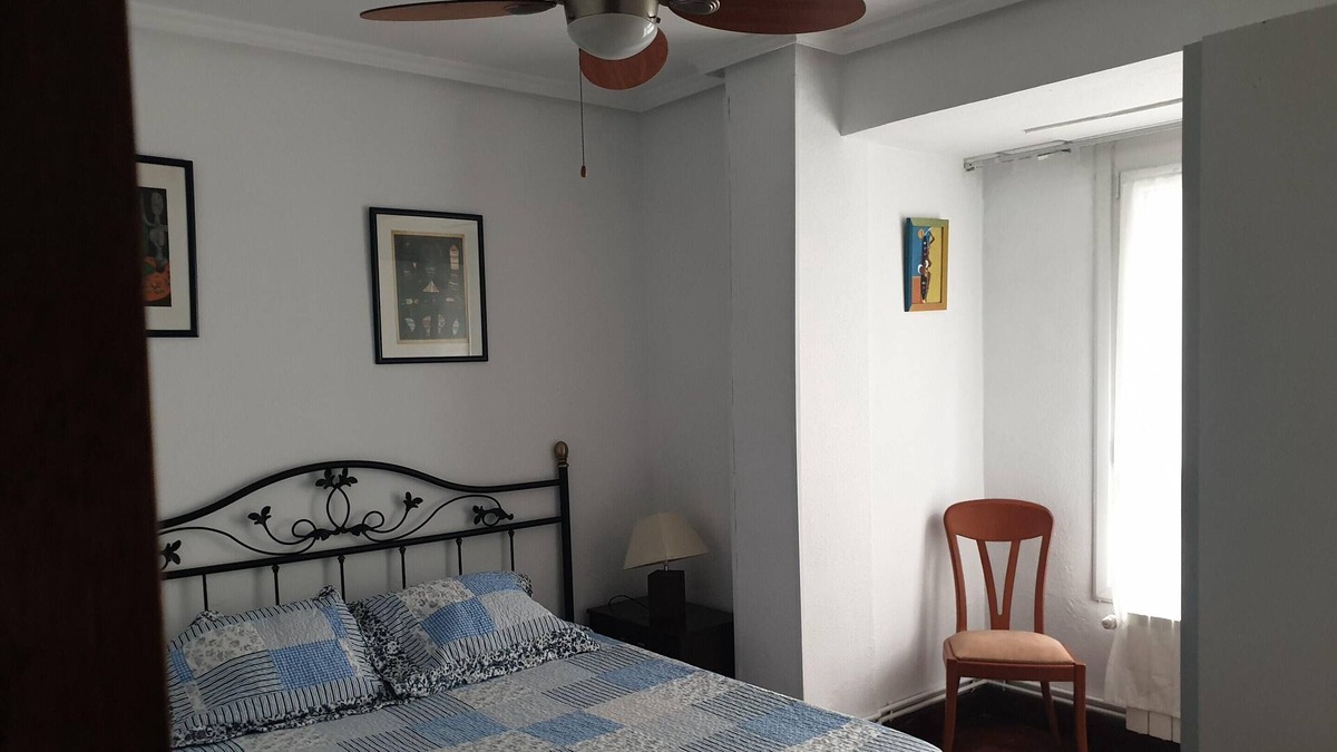 Renteria Apartment | Homerez - Nice appartement 11 km away from the beach for 4 ppl. at Errenteria