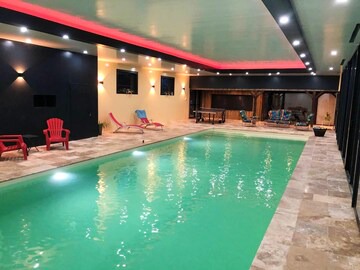 Clermont-Creans Ski Chalet | Homerez - Nice chalet for 7 ppl. with shared pool and terrace at Clermont-Créans
