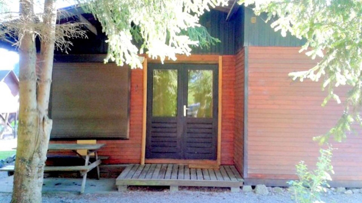 Chanly Ski Chalet | Homerez - Nice chalet for 6 ppl. with terrace at Tellin