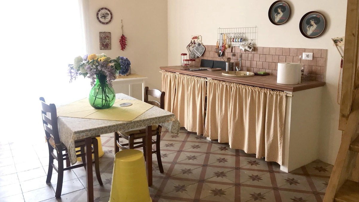 Casole Bruzio House | Homerez - Nice house for 3 ppl. with balcony at Scalzati
