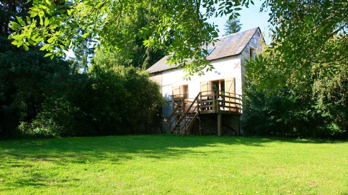 Jupilles House | Homerez - Nice house in Jupilles and Wifi