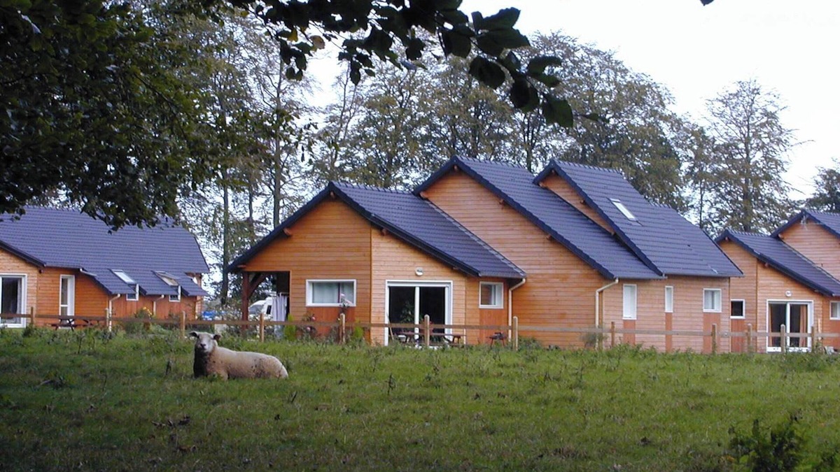 Berville Ski Chalet | Homerez - Picturesque Chalet in Berville with Fenced Garden