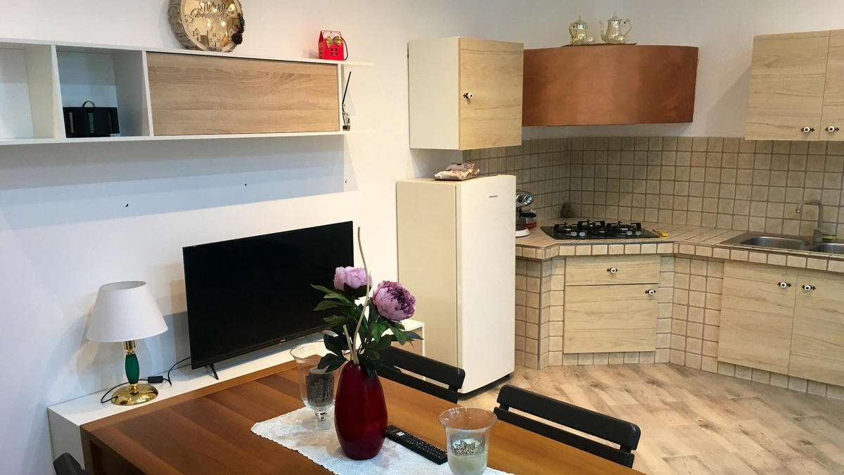 Carpino House | Homerez - Property 11 km away from the beach for 5 ppl. with terrace at Carpino
