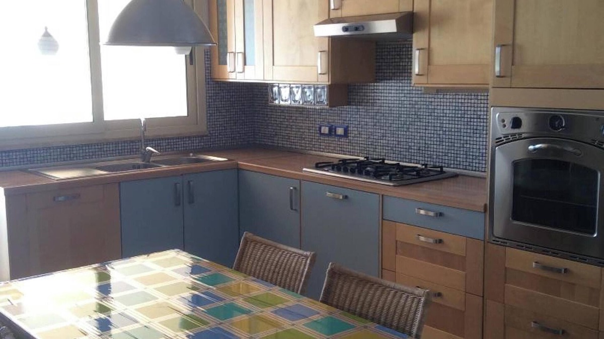 Schiavonea Apartment | Homerez - Spacious apartment Schiavonea 170m² + balcony