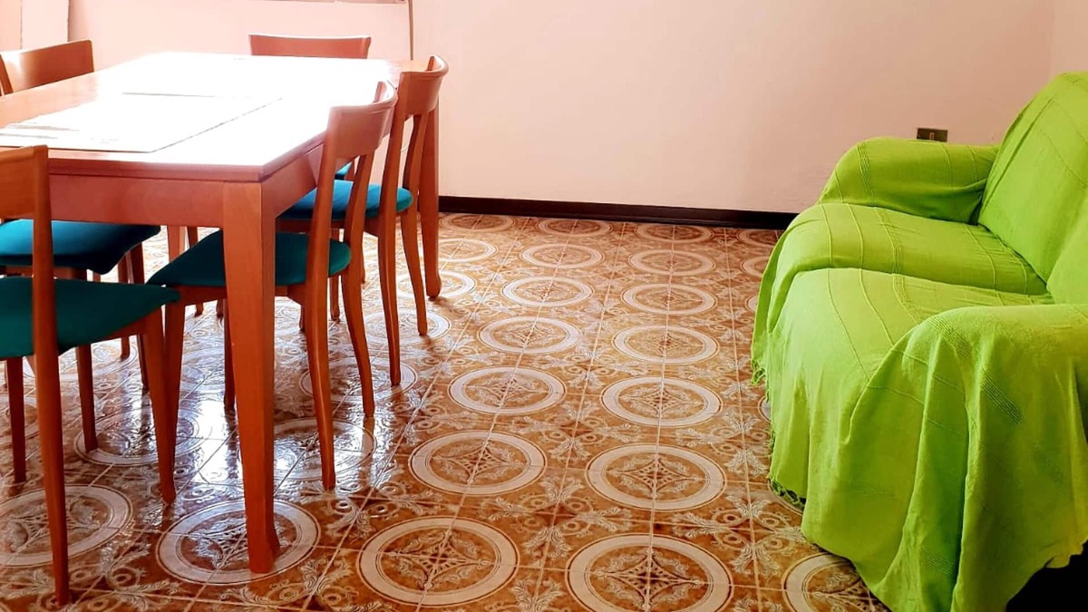 Solarussa Apartment | Homerez - Spacious appartement 15 km away from the beach for 6 ppl. at Solarussa