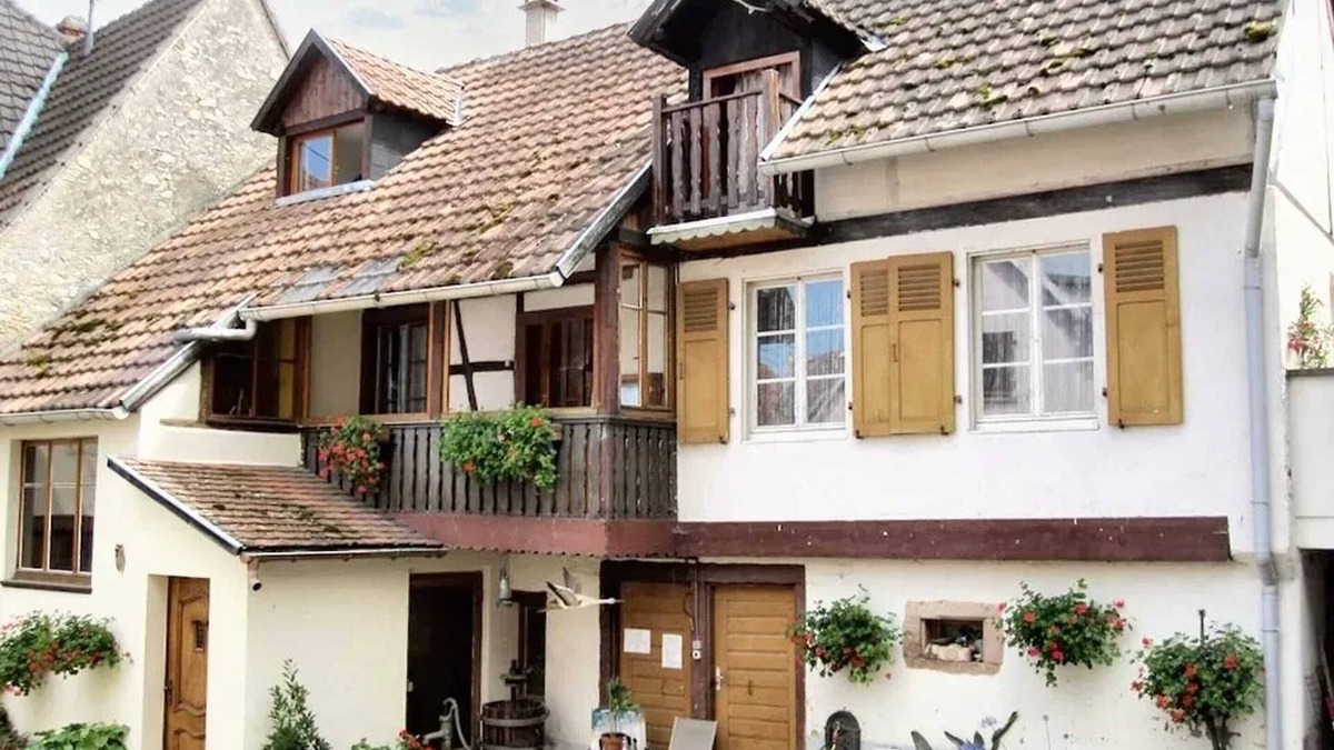 Ingersheim House | Homerez - Spacious house in Ingersheim with mountain view