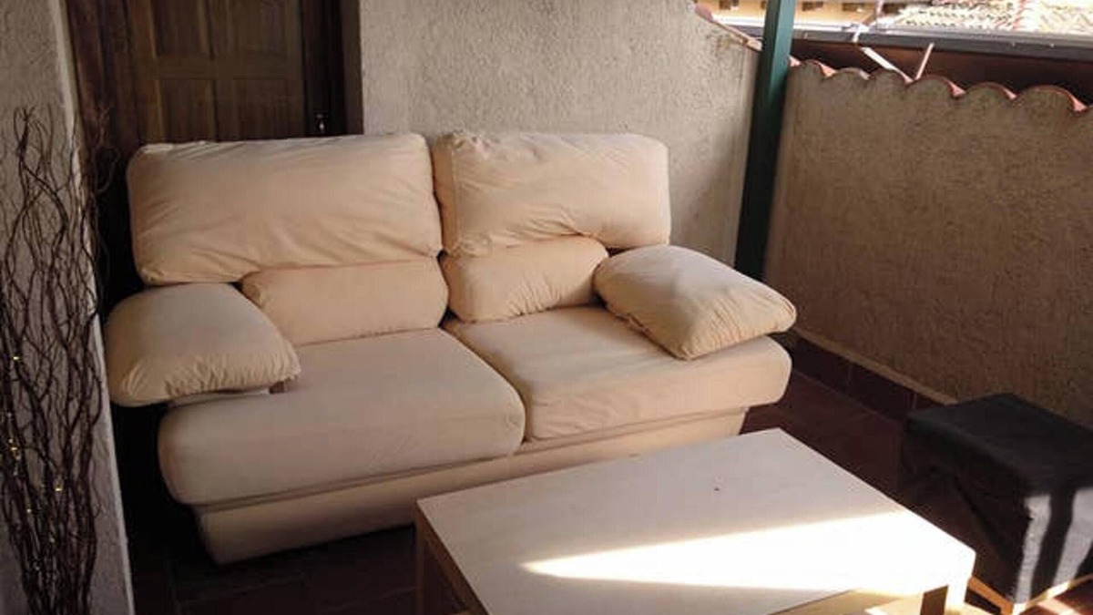 Zamarramala House | Homerez - Spacious House in Segovia with Large Garden