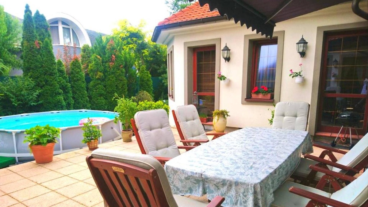 Samorin House | Homerez - Spacious house for 6 ppl. with terrace at Šamorín