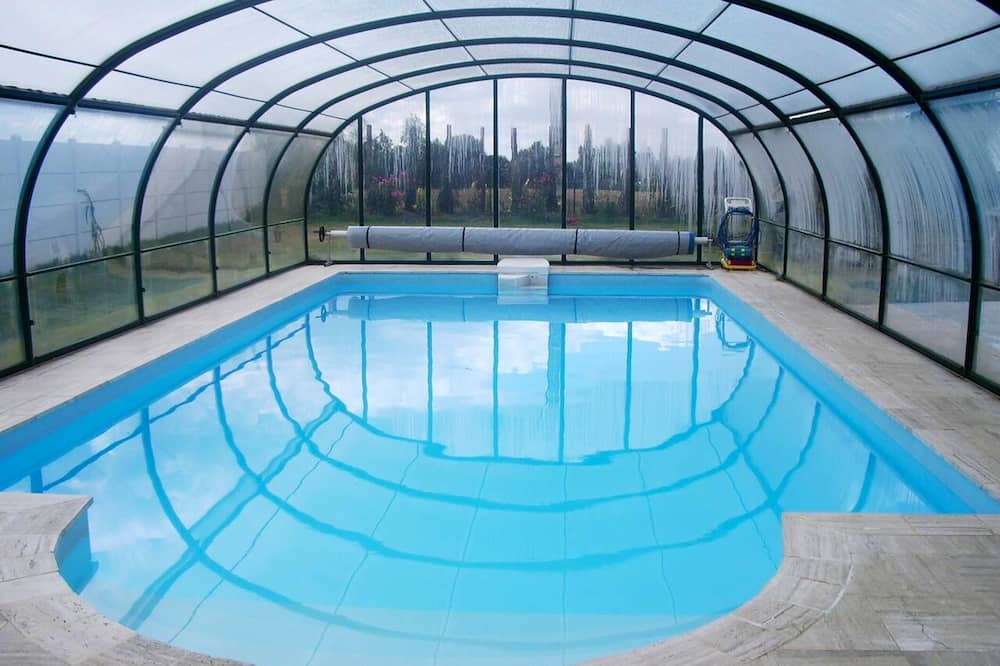 Plerin Villa | Homerez - Spacious Villa in Plérin with Private Pool