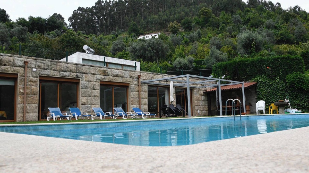 Canicada Villa | Homerez - "Spacious villa in Caniçada with year-round private pool"