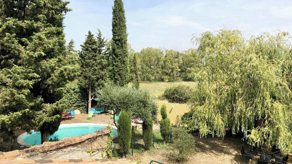 Saze Villa | Homerez - Spacious Villa with Pool in Saze