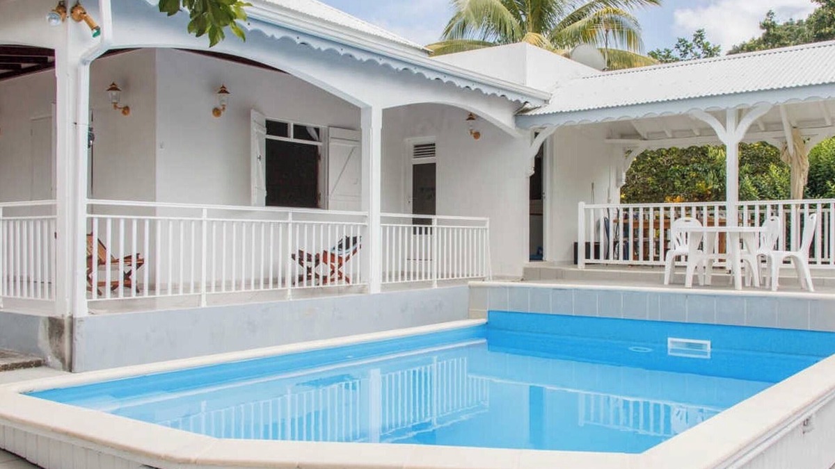 Capesterre-Belle-Eau Villa | Homerez - Villa Capesterre Belle Eau