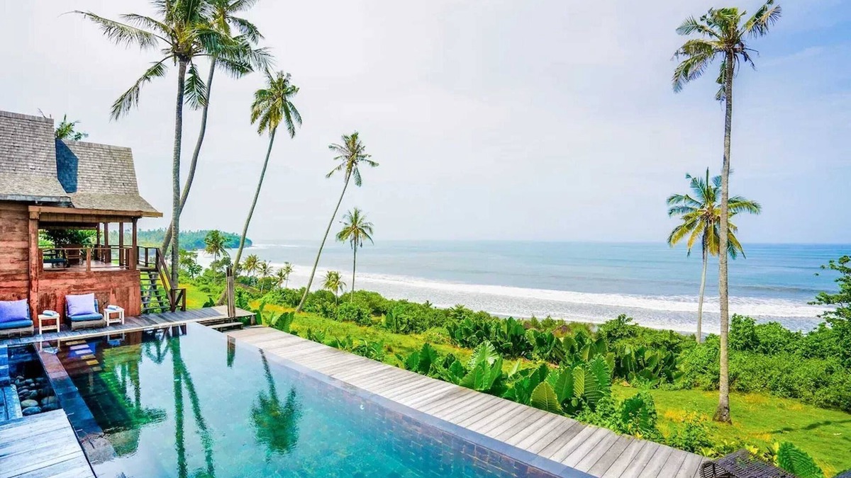 Suraberata Villa | Homerez - Villa in Tabanan, sea view