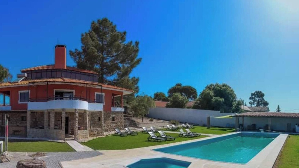 Sabugal Villa | Homerez - Villa Bendada, private pool