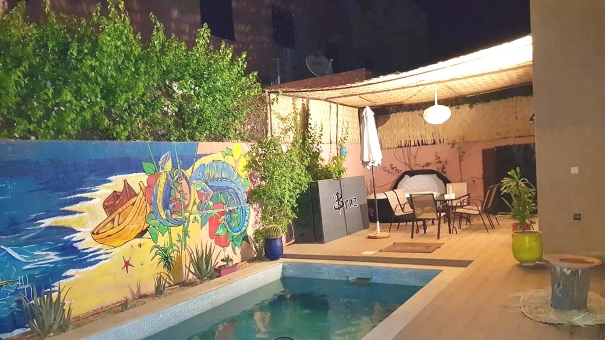 Tamansourt Villa | Homerez - Villa for 6 ppl. with swimming-pool, garden and terrace at Marrakech