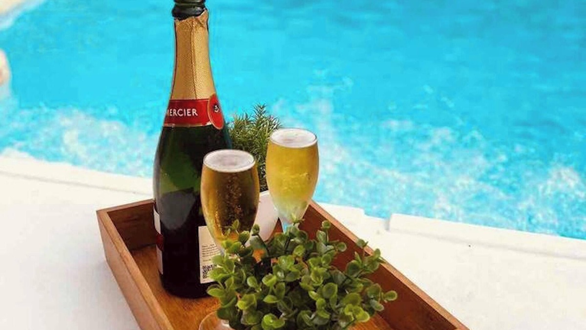 Goyave Villa | Homerez - Villa in Goyave with Pool