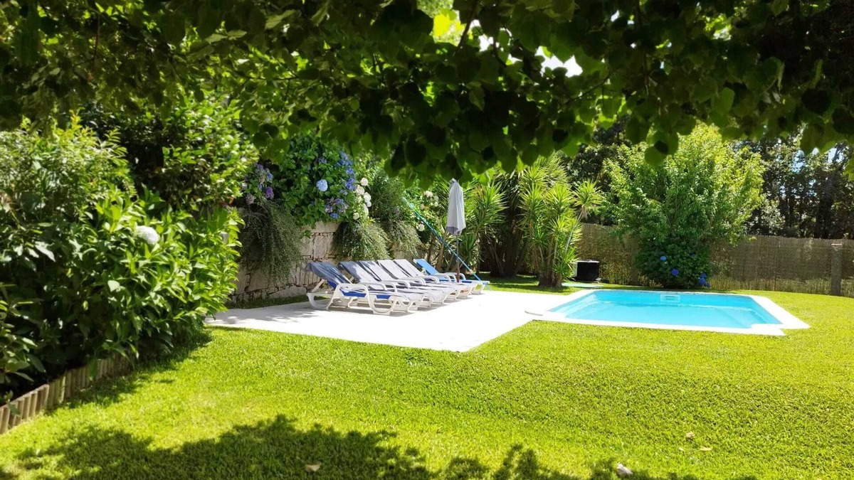Rubiaes Villa | Homerez - Villa in Rubiães, near mountains