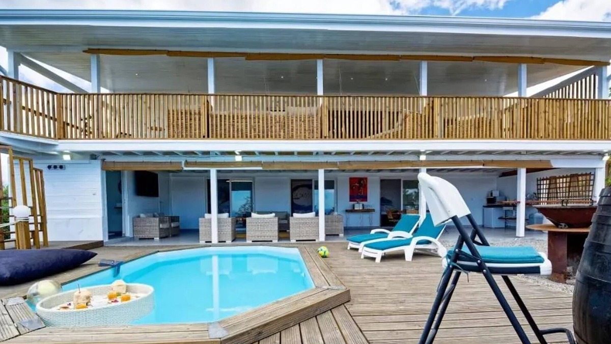 Le Carbet Villa | Homerez - Villa sea view in Le Carbet