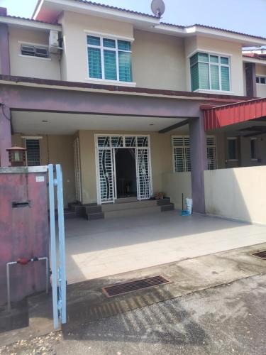 Ketereh House | Homestay Atok Komando Bc Poly KB