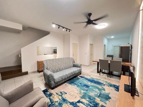 Kuala Langat District Apartment | Homestay Bandar Mahkota Banting