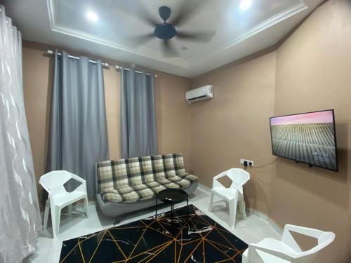 Kampar District House | Homestay dalam Dusun di Jalan Lata Rambung