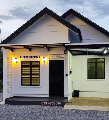 Kampung Padang Tok Chik House | Homestay Dataran Tikam Batu