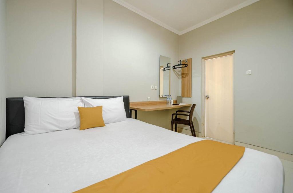 Anyer Hotel | Homestay E Rahayu Anyer RedPartner