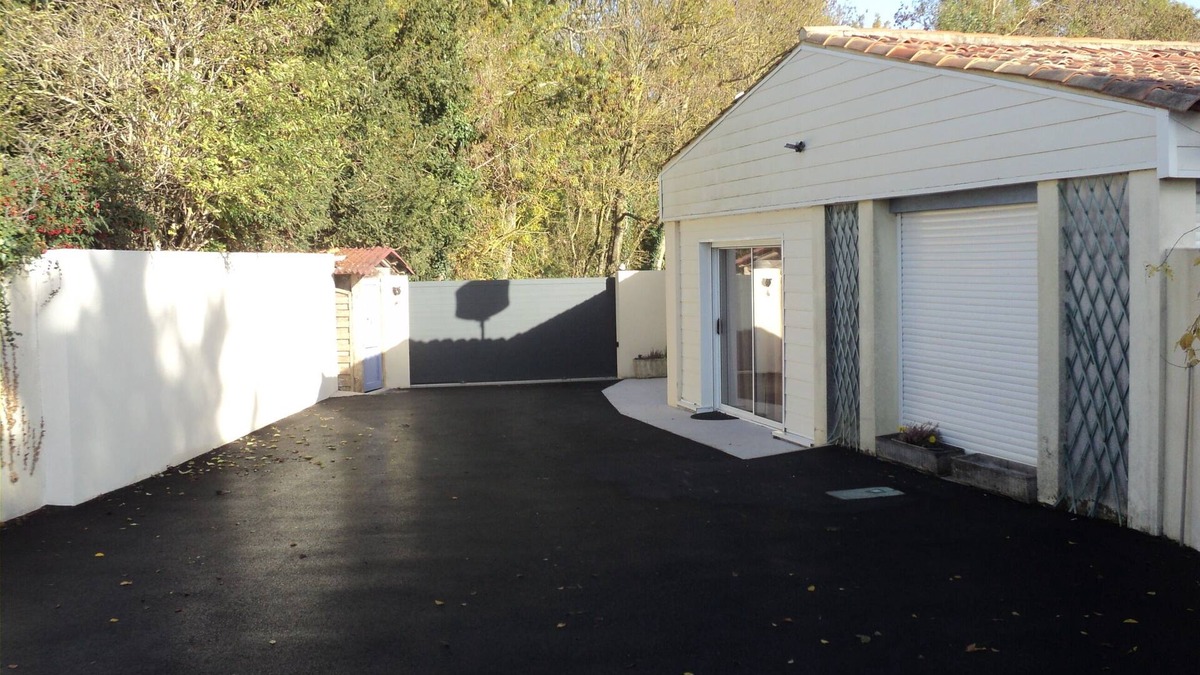 Villedoux Apartment | Homestay in a condominium