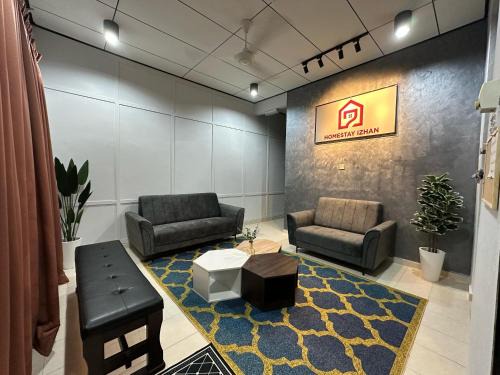 Bukit Besar House | HOMESTAY IZHAN BANDAR KUALA TERENGGANU