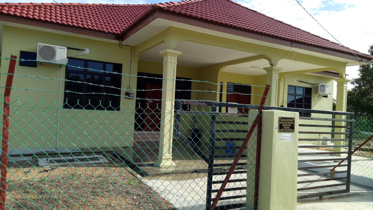 Kampung Dendang House | HOMESTAY KOK LANAS-HASYAM MUSLIM GUEST HOUSE