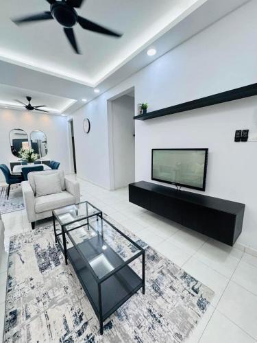 Sungai Baru Tengah House | Homestay Mdm Mai 2