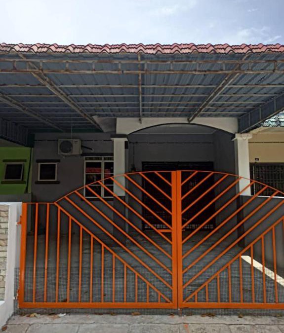Kuala Kangsar House | Homestay Musafir