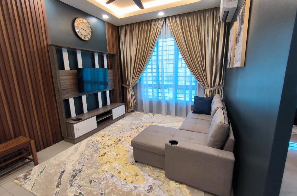 Kampung Gadong Jaya Apartment | Homestay Naufal Bandar Sri Sendayan Ground Floor