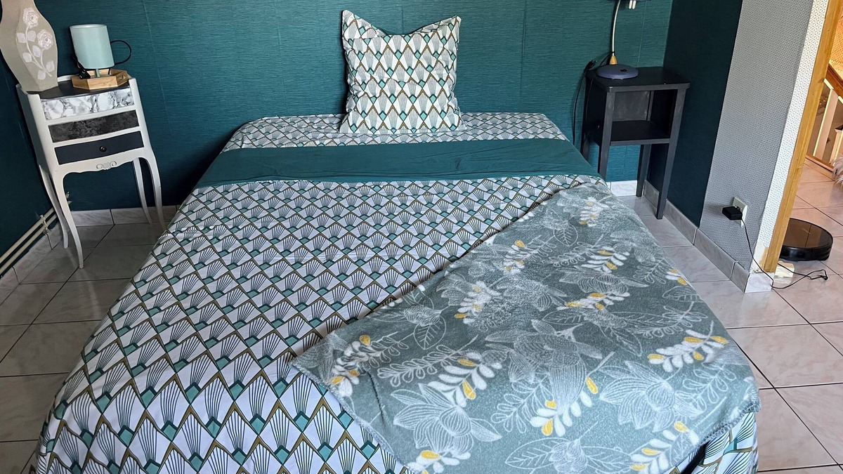 Paroisse Notre-Dame Bed & Breakfast | Homestay near train station