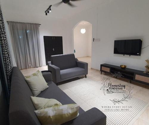 Pasir Puteh House | Homestay Pendekar Guntong