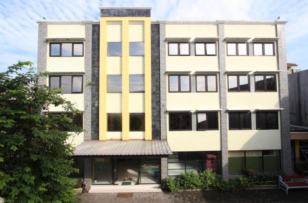 Pati House | Homestay Tentrem Simpang Lima
