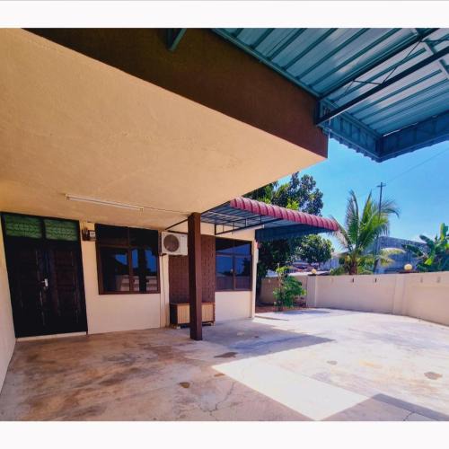Nibong Tebal Villa | HomeStay with Serene Surrounding