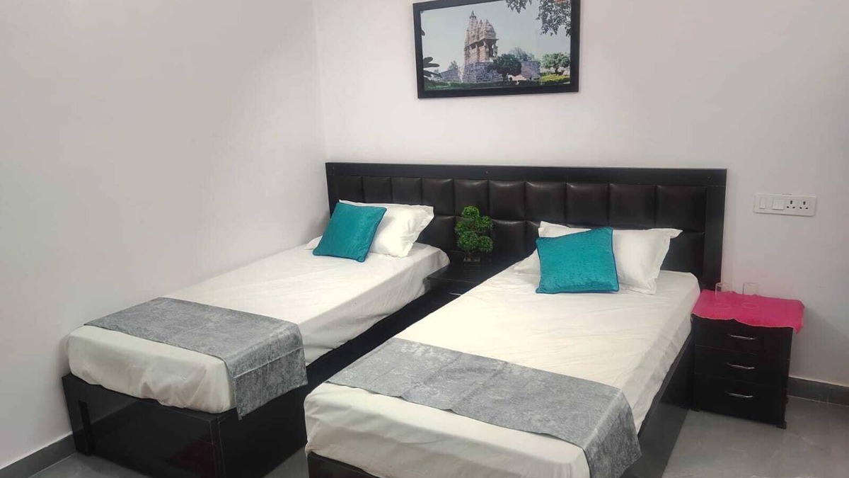 Khajuraho House | Homestay with Wellness Programme city tour and guide