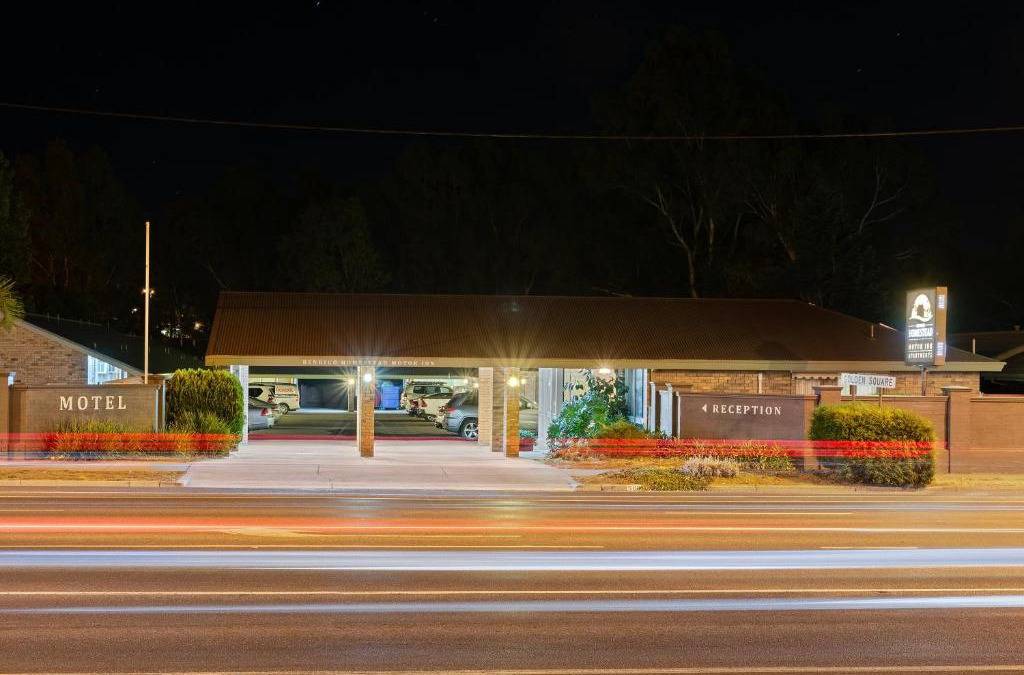 Golden Square Hotel | Homestead Motor Inn & Apartments