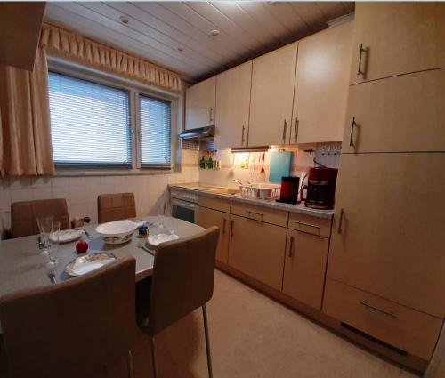 Nord-Holland Apartment | HomeSweetHome Free Parking Wifi Elevator Balcony