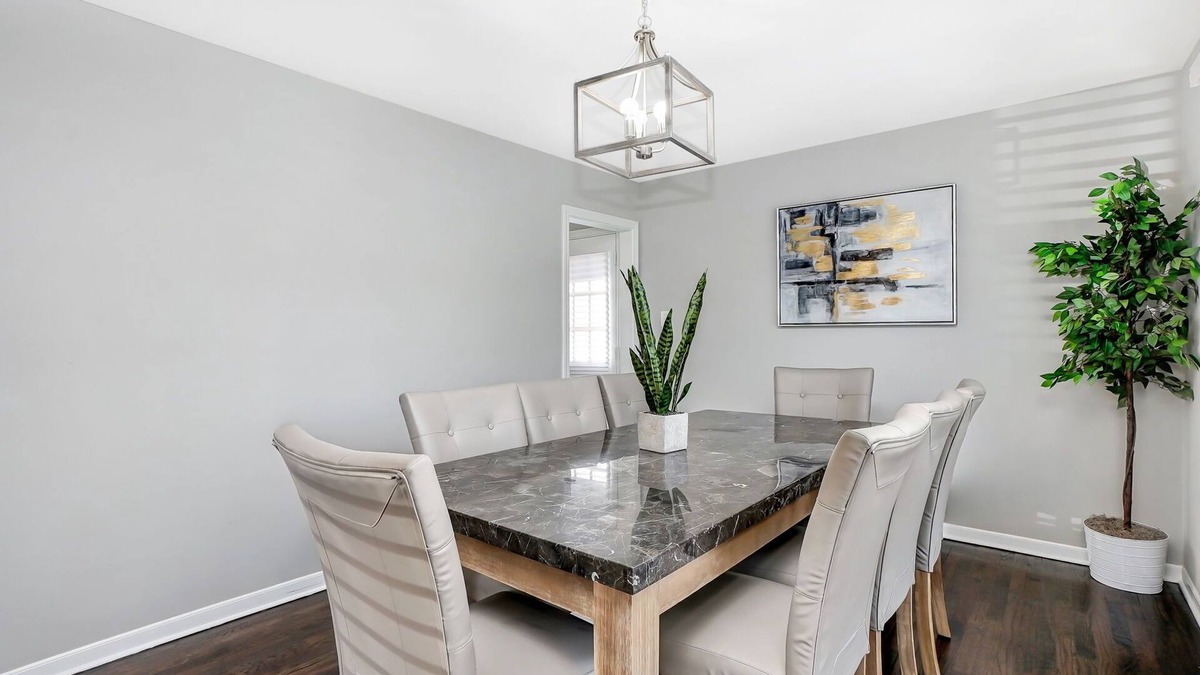 Homewood House | Homewood FHS Rental - Cherrywood Ln